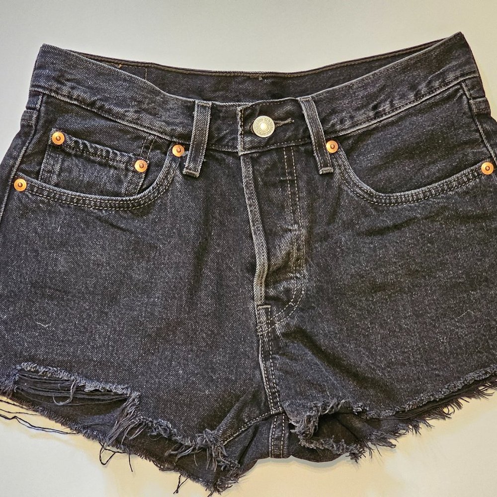 ✨ Levi's 501 Women's Denim Shorts in Lunar Black ✨
